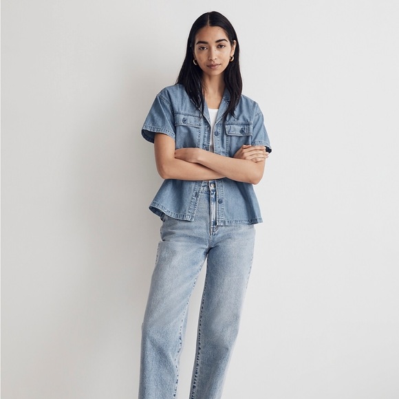 Madewell Denim Camp Shirt in Holcrest Wash - Picture 3 of 5